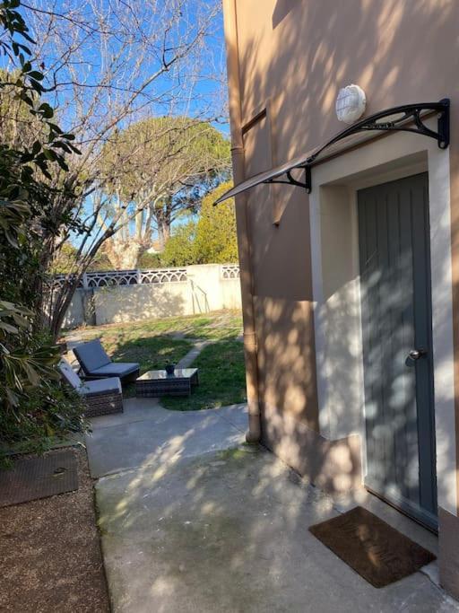 Spa Jardin Prive T3 Independant Dans Villa Morieres-les-Avignon Buitenkant foto