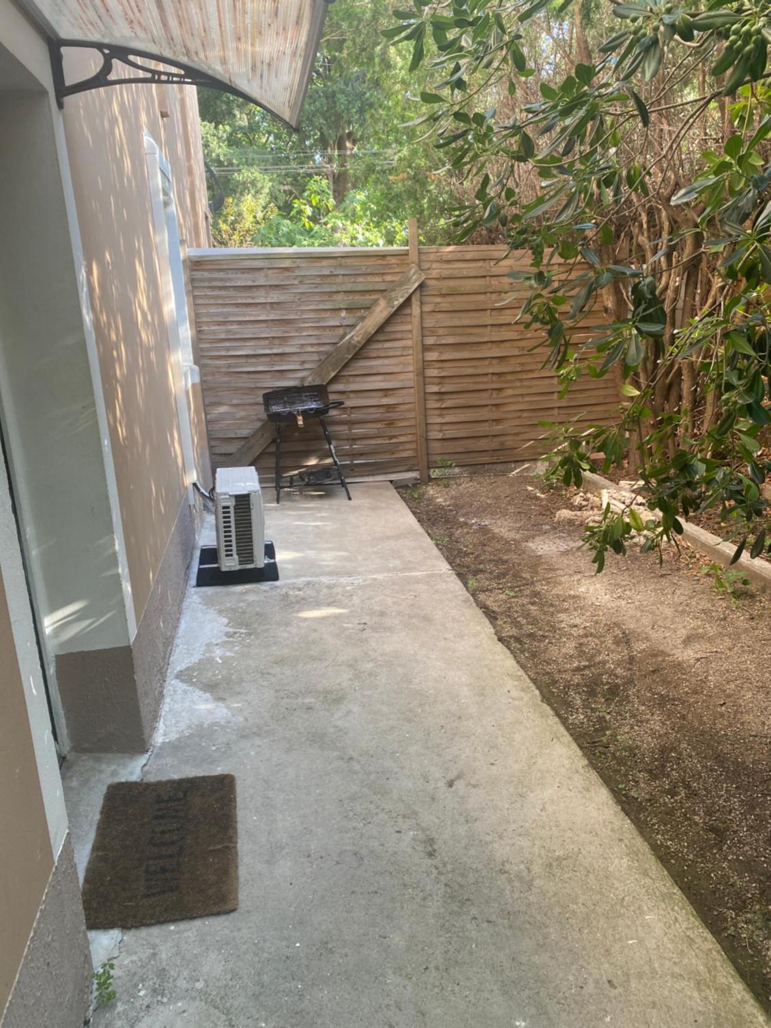 Spa Jardin Prive T3 Independant Dans Villa Morieres-les-Avignon Buitenkant foto